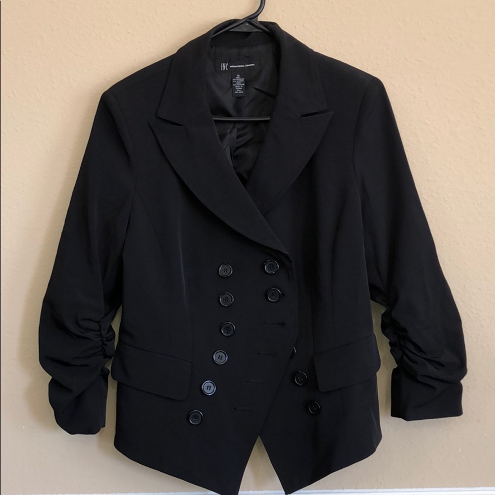 Blazer Black sz10
